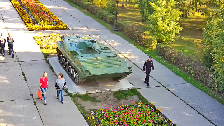Онлайн веб-камера у «БМП-1» в Парке Победы в Бийске (Бийск, Россия)